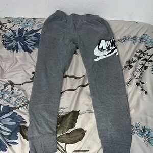 Grey Air Jordan Sweatpants (Youth L)